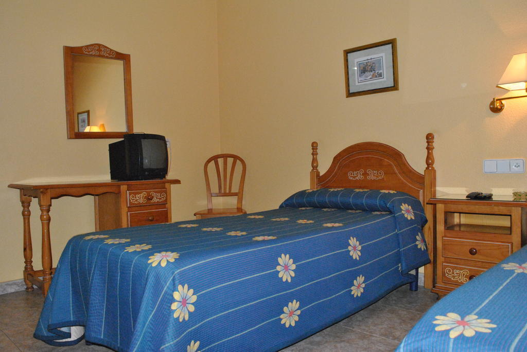 Hostal Rey Teodomiro Orihuela Eksteriør billede