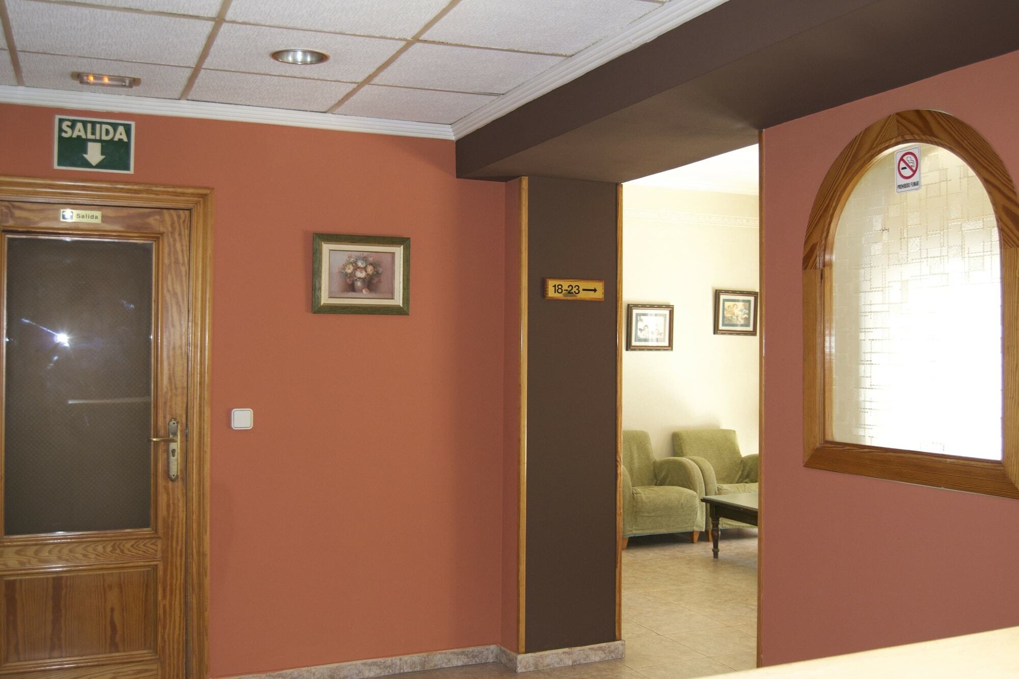 Hostal Rey Teodomiro Orihuela Eksteriør billede
